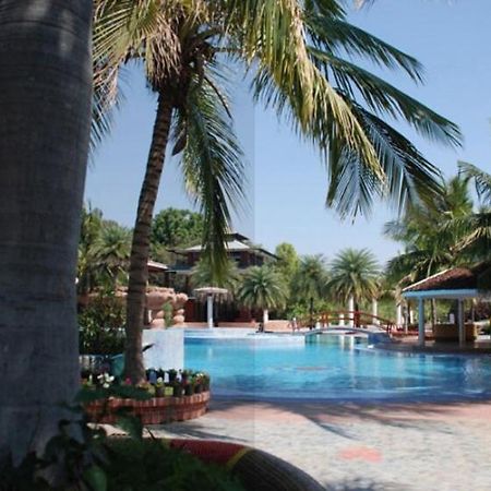 Pragati Resorts Kundakal Exterior foto